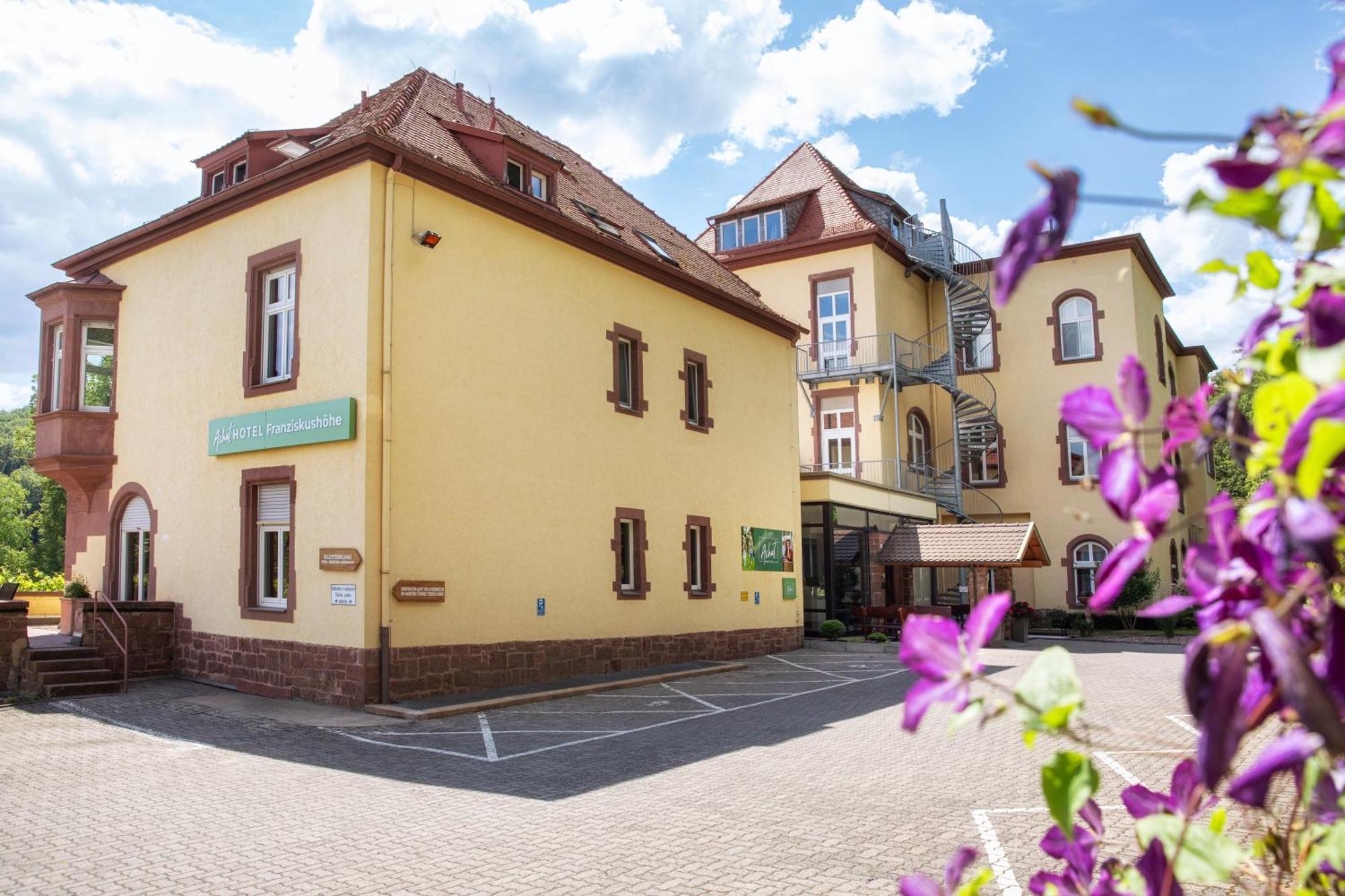 Roomingtons Hotel Franziskushoehe Lohr Exteriör bild