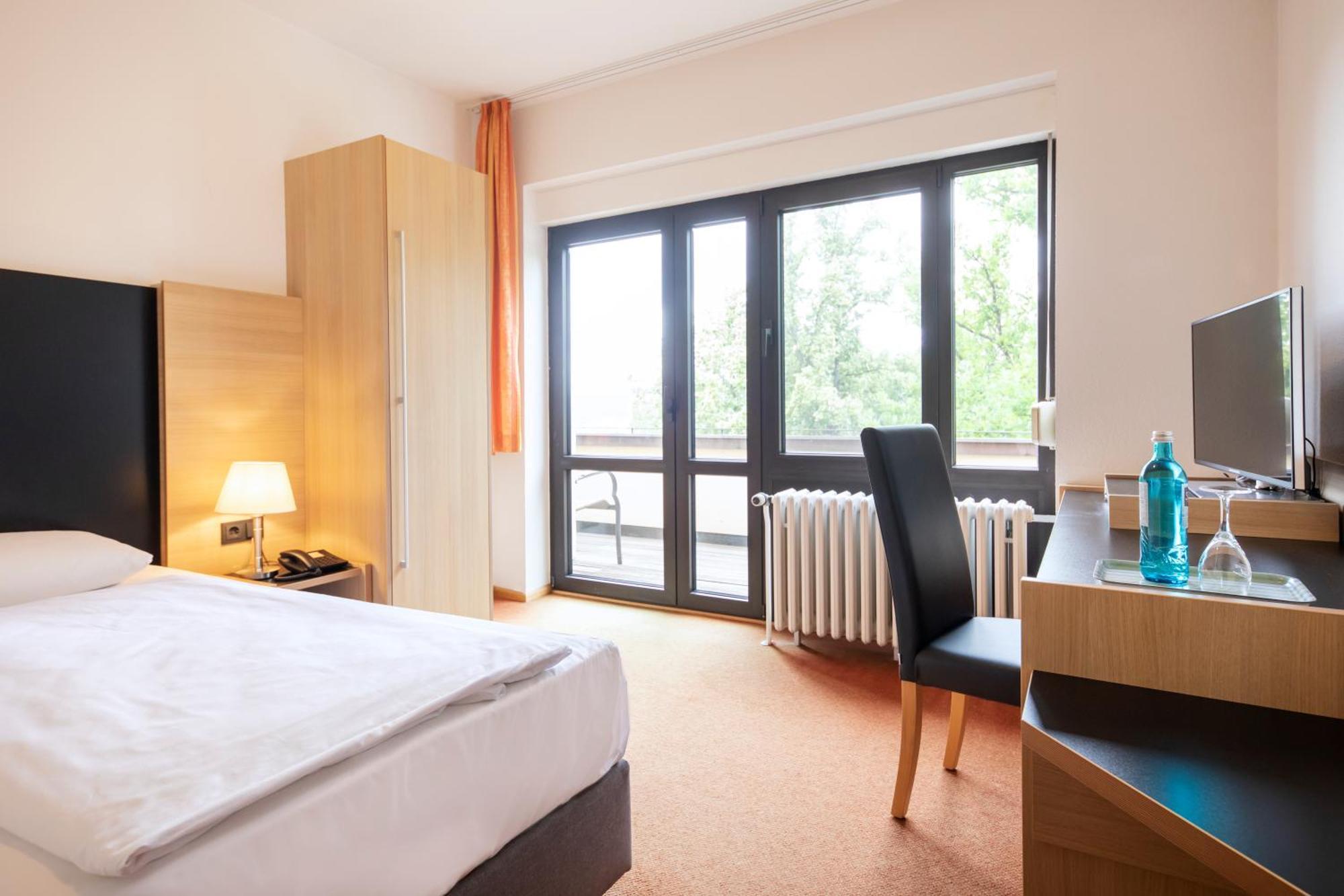 Roomingtons Hotel Franziskushoehe Lohr Exteriör bild