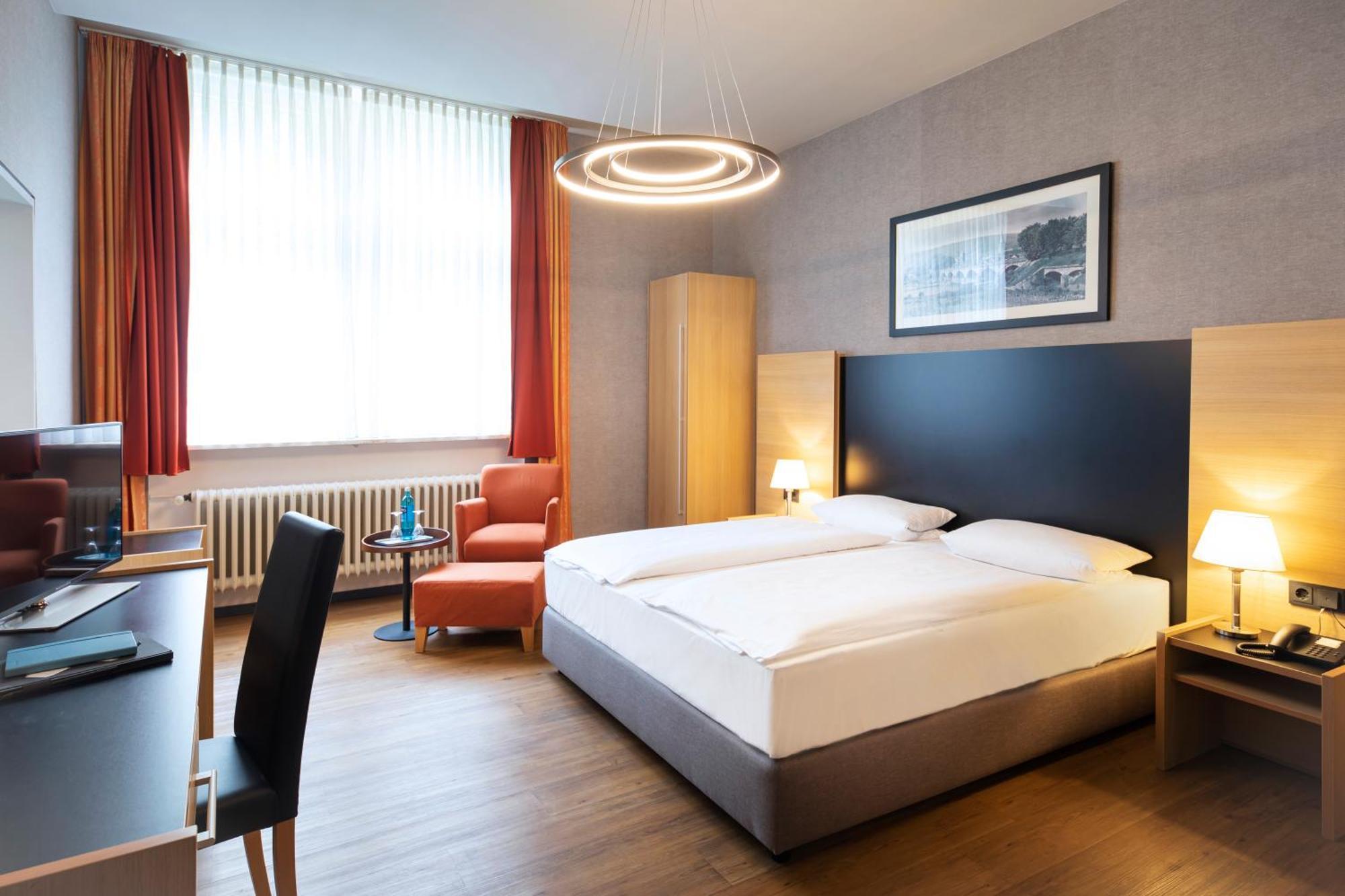 Roomingtons Hotel Franziskushoehe Lohr Exteriör bild